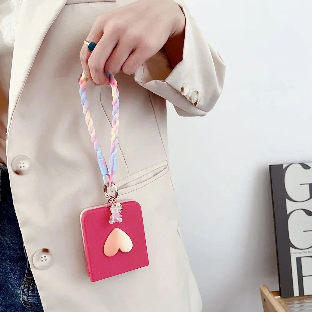 Galaxy Z Flip Series – 3D Heart Gradient Case With Lanyard
