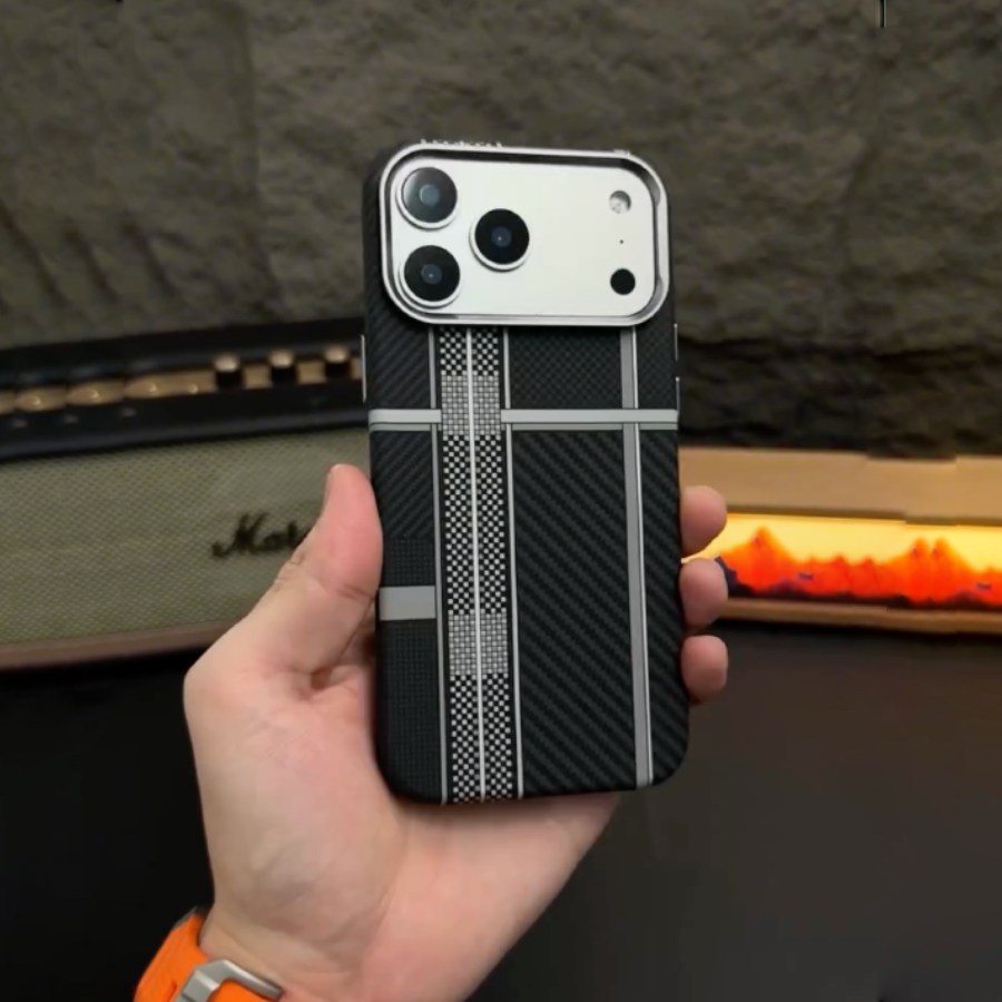 iPhone - Carbon Grid Case