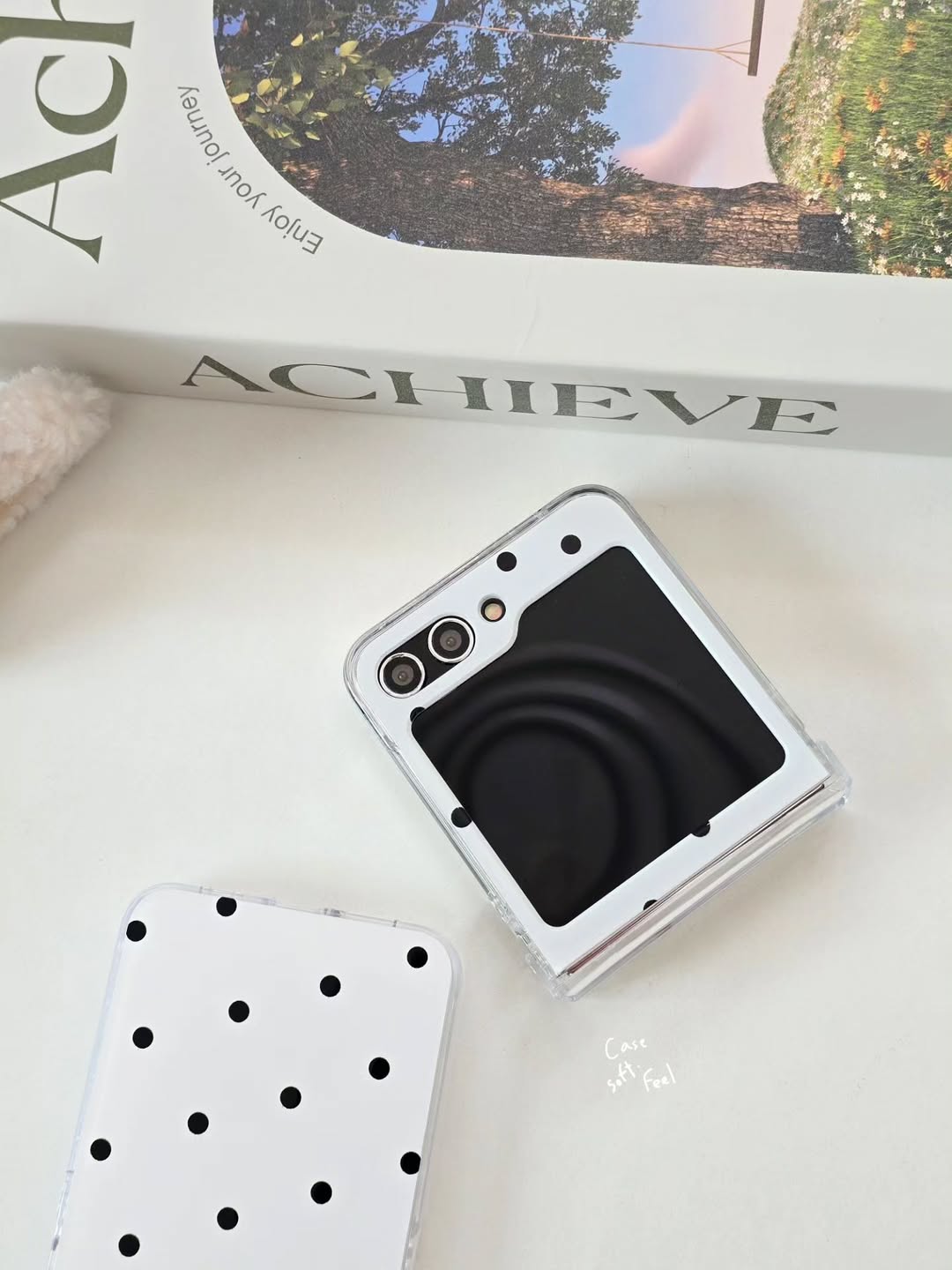 Galaxy Z Flip - Polka Dot Case
