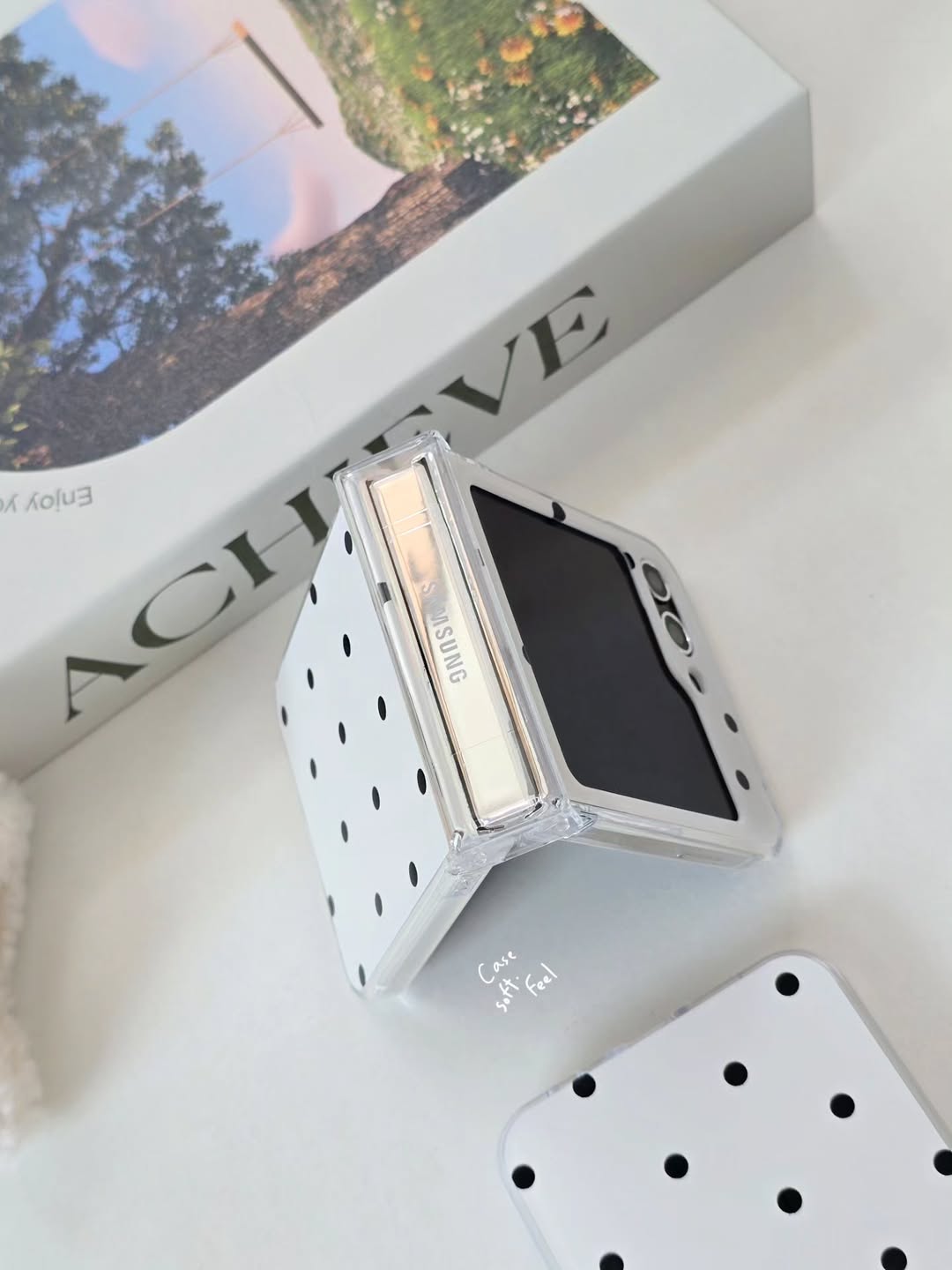 Galaxy Z Flip - Polka Dot Case