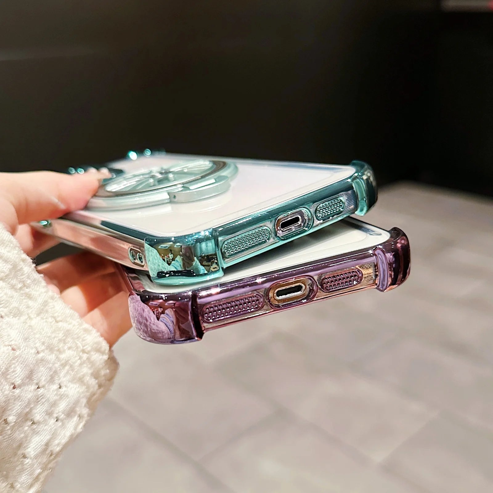 iPhone - Gyro Magnetic Stand Transparent Phone Case